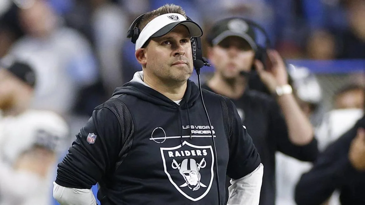 Patriots Staff May See Josh McDaniels Return in Surprise Twist