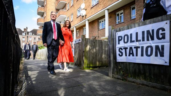 British Voters Head to Polls Amid Economic Struggles and Institutional Distrust, Labour Expected to Win
