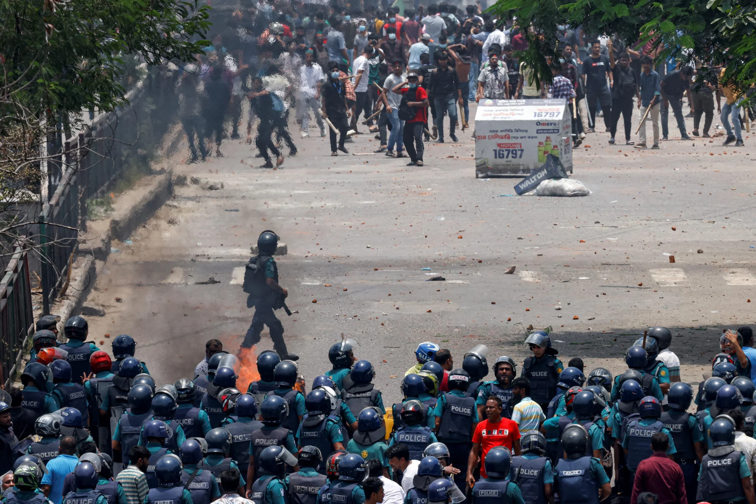 Indian Students Flee Bangladesh Amid Escalating Protests and Violence