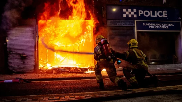 Far-Right Violence Erupts in Sunderland and Other UK Cities After Southport Murders