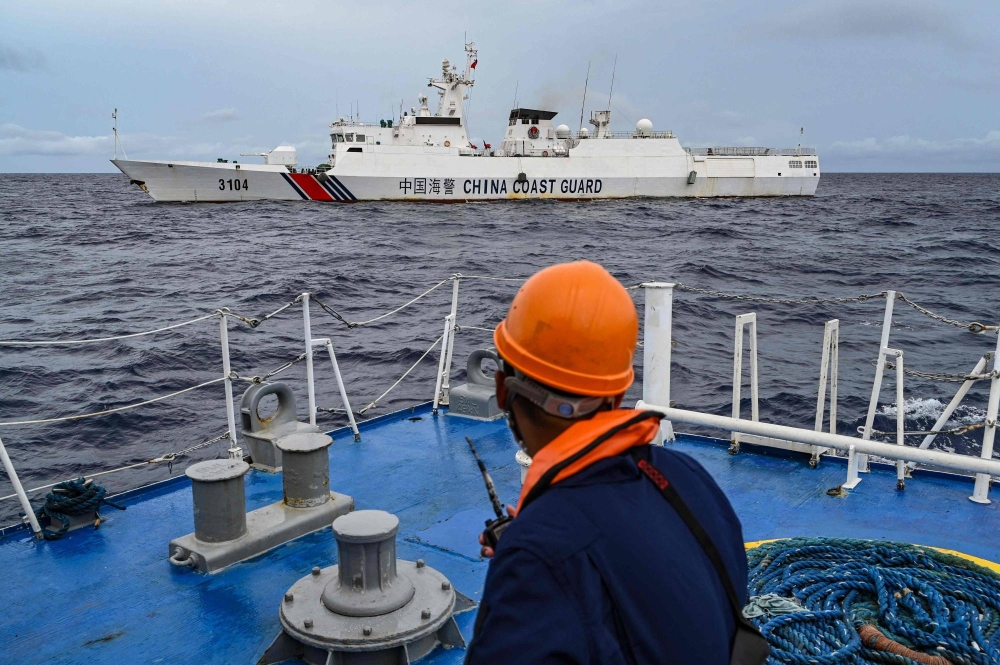 South China Sea Tensions Escalate as Chinese and Philippine Vessels Collide Near Disputed Sabina Shoal