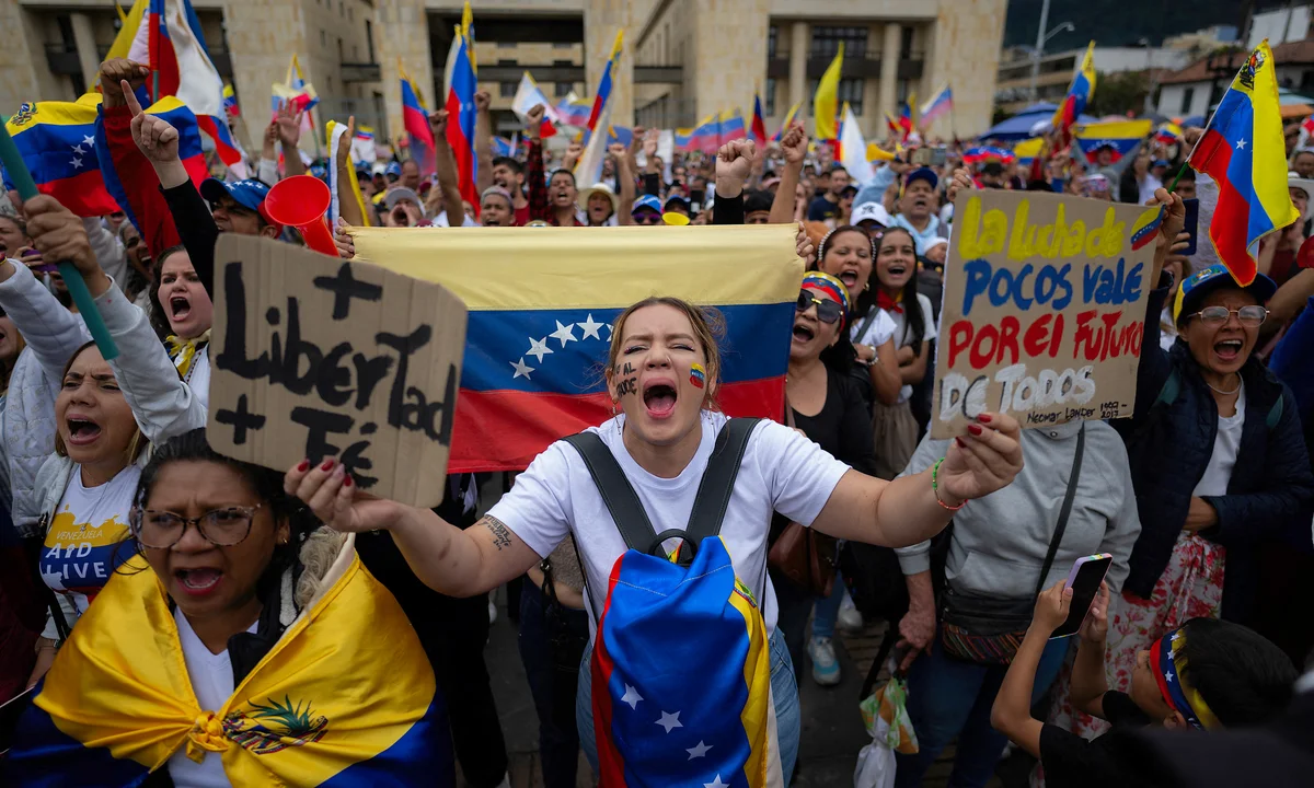 Protests Erupt Across Venezuela After Maduro’s Controversial Election Victory Sparks Unrest