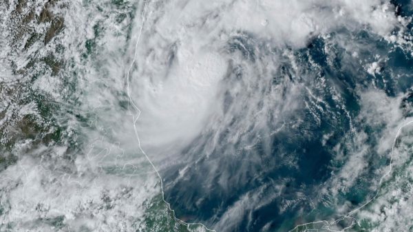 Hurricane Milton Threatens Tampa Bay with Rapid Intensification, Sparking Evacuations and Widespread Concern Across Florida