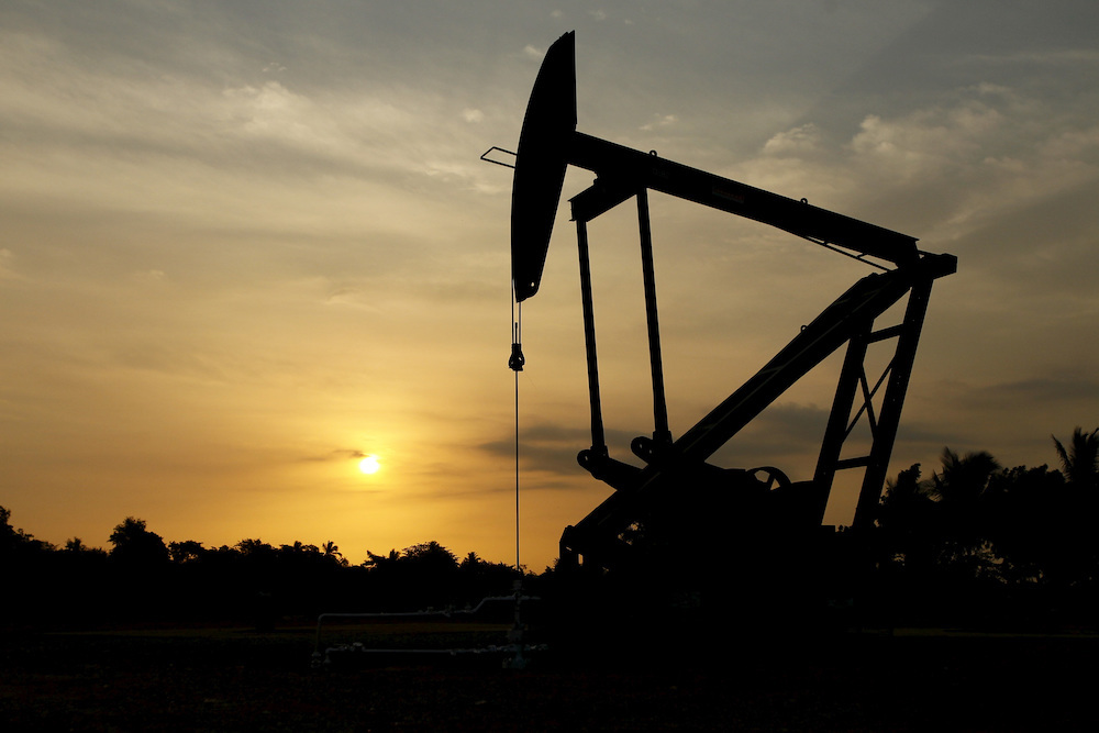 Oil Prices Jump as Geopolitical Tensions Rise Over Possible Israeli Attack on Iran