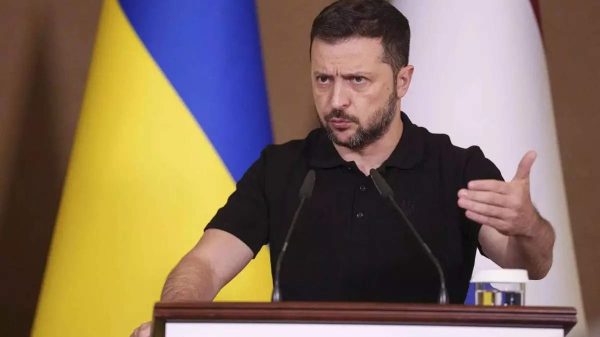 Zelenskyy Warns of Potential North Korean Troop Deployment in Ukraine Amid Escalating Tensions