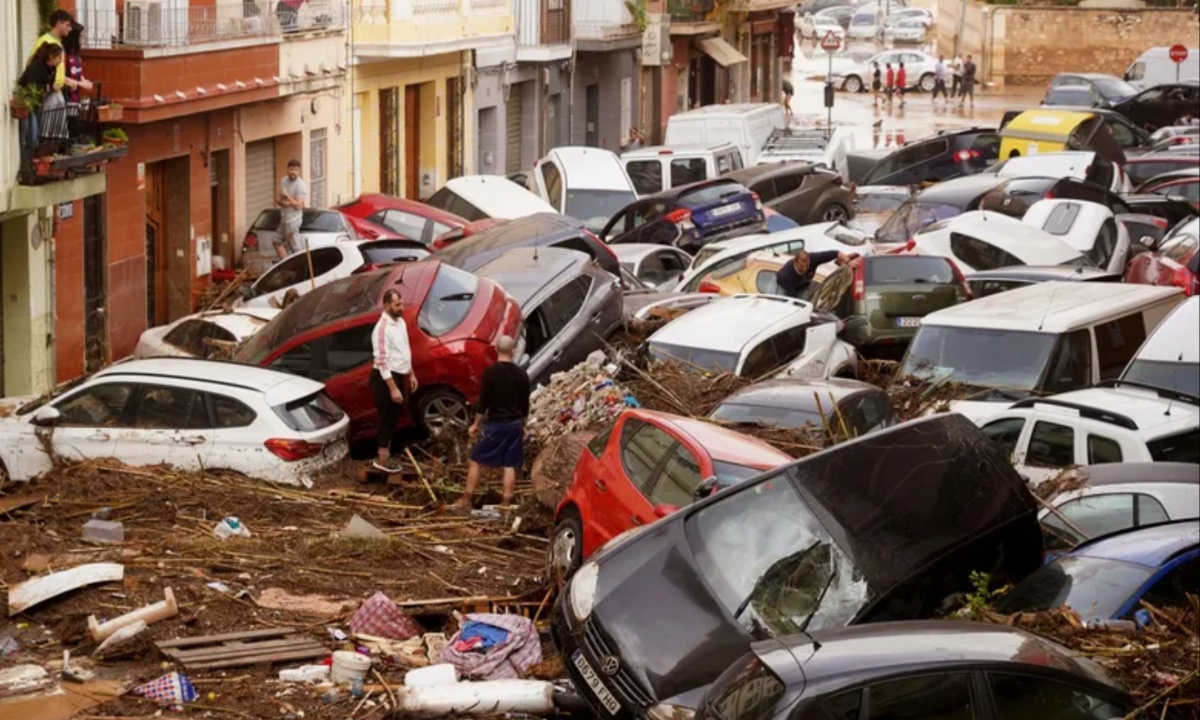 Severe Storms Devastate Eastern Spain, Causing Flooding and Claiming Over 200 Lives