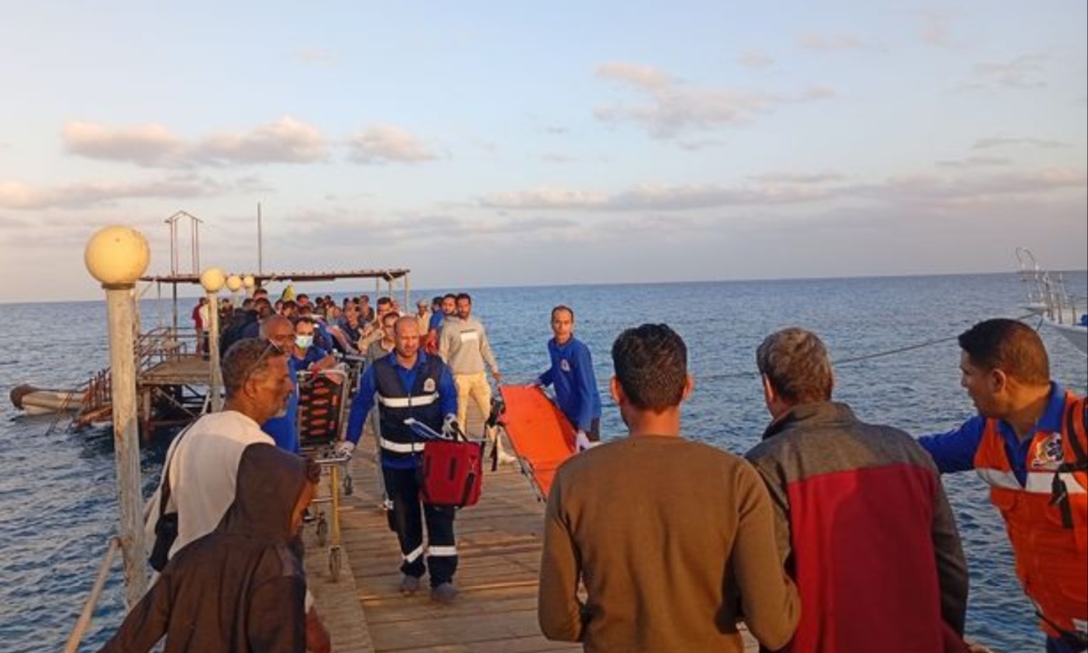 Tourist Yacht Capsizes in Red Sea Near Marsa Alam Leaving Dozens Missing and Search Ongoing