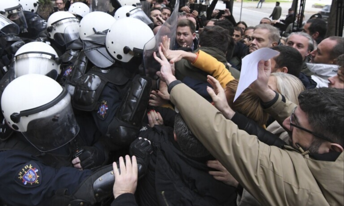 Violence Erupts in Serbian Parliament Over Novi Sad Roof Collapse Amid Protests and Accountability Demands