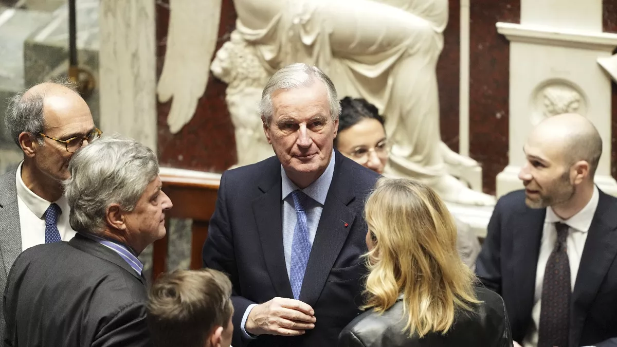 Barnier’s Government Ousted in Historic No-Confidence Vote, Escalating France’s Political Instability