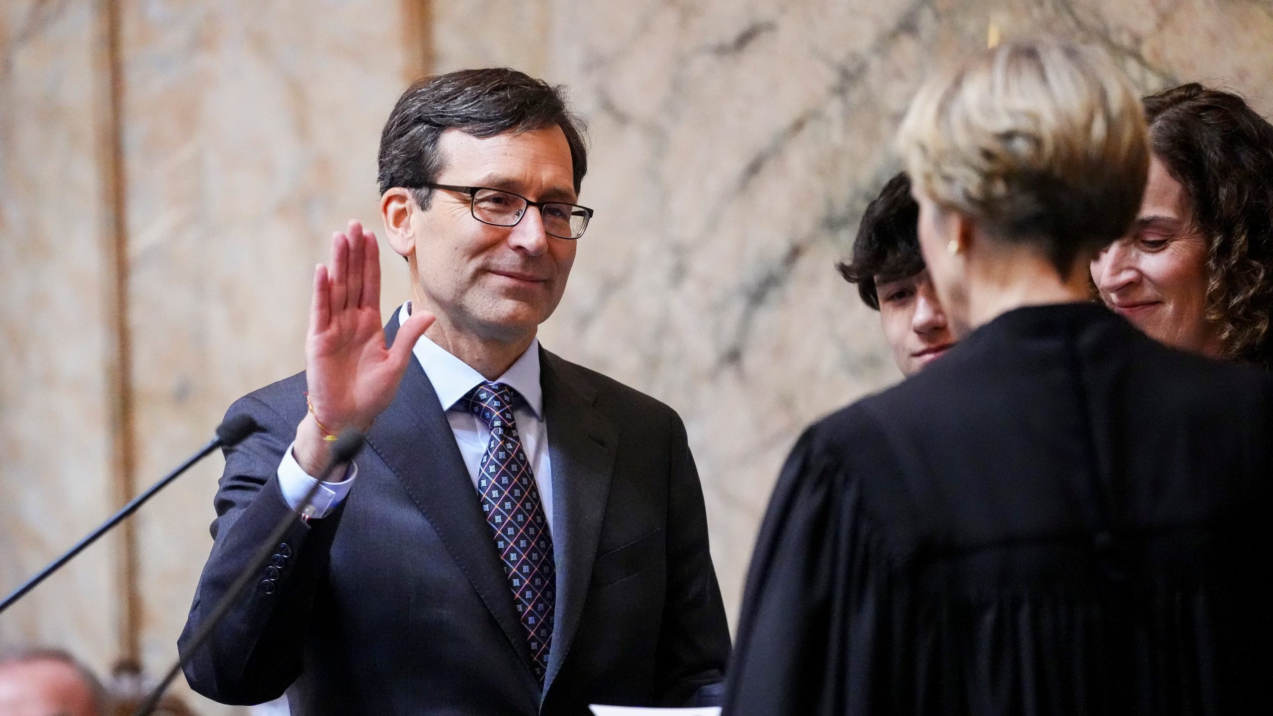 Washington’s Confession Law Sparks DOJ Probe and Alarms Over Church-State Boundaries